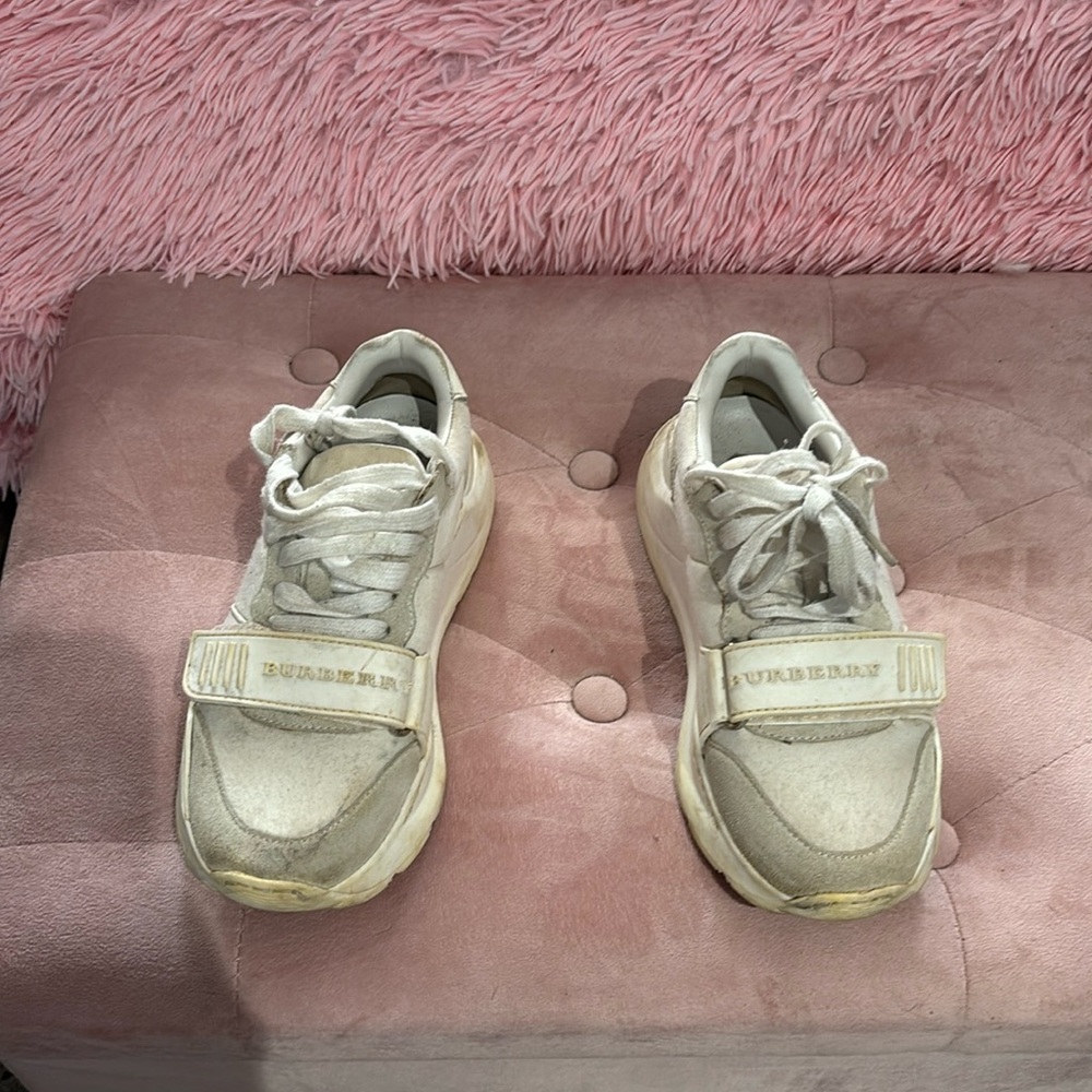 Burberry sneakers